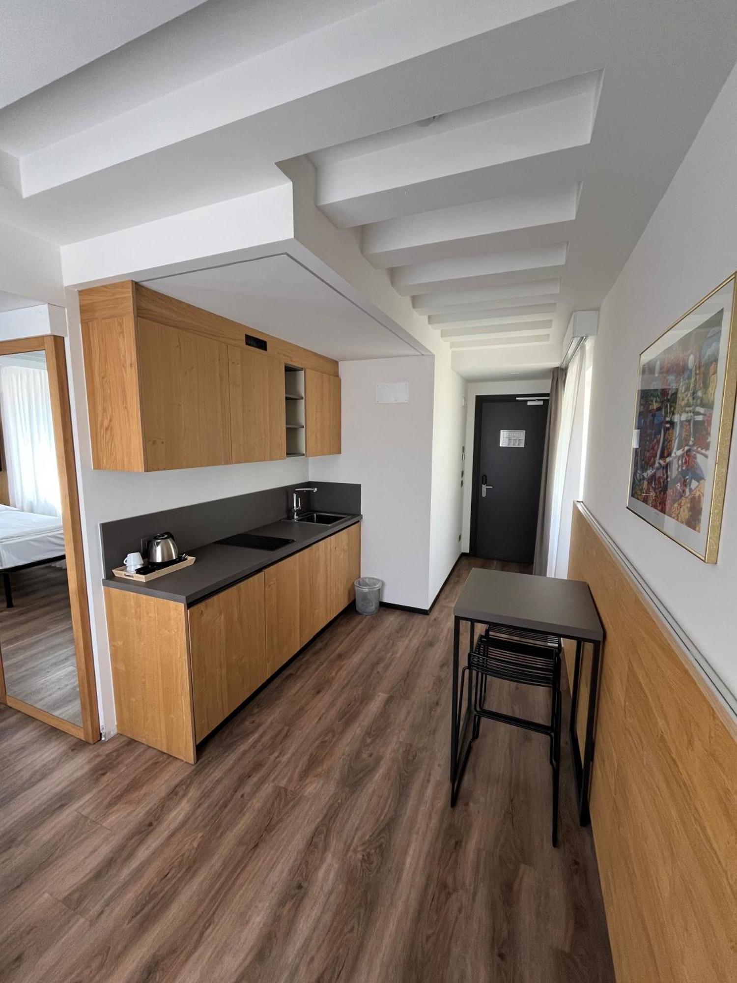 Hotel Belvedere Spiazzi Di Caprino 外观 照片