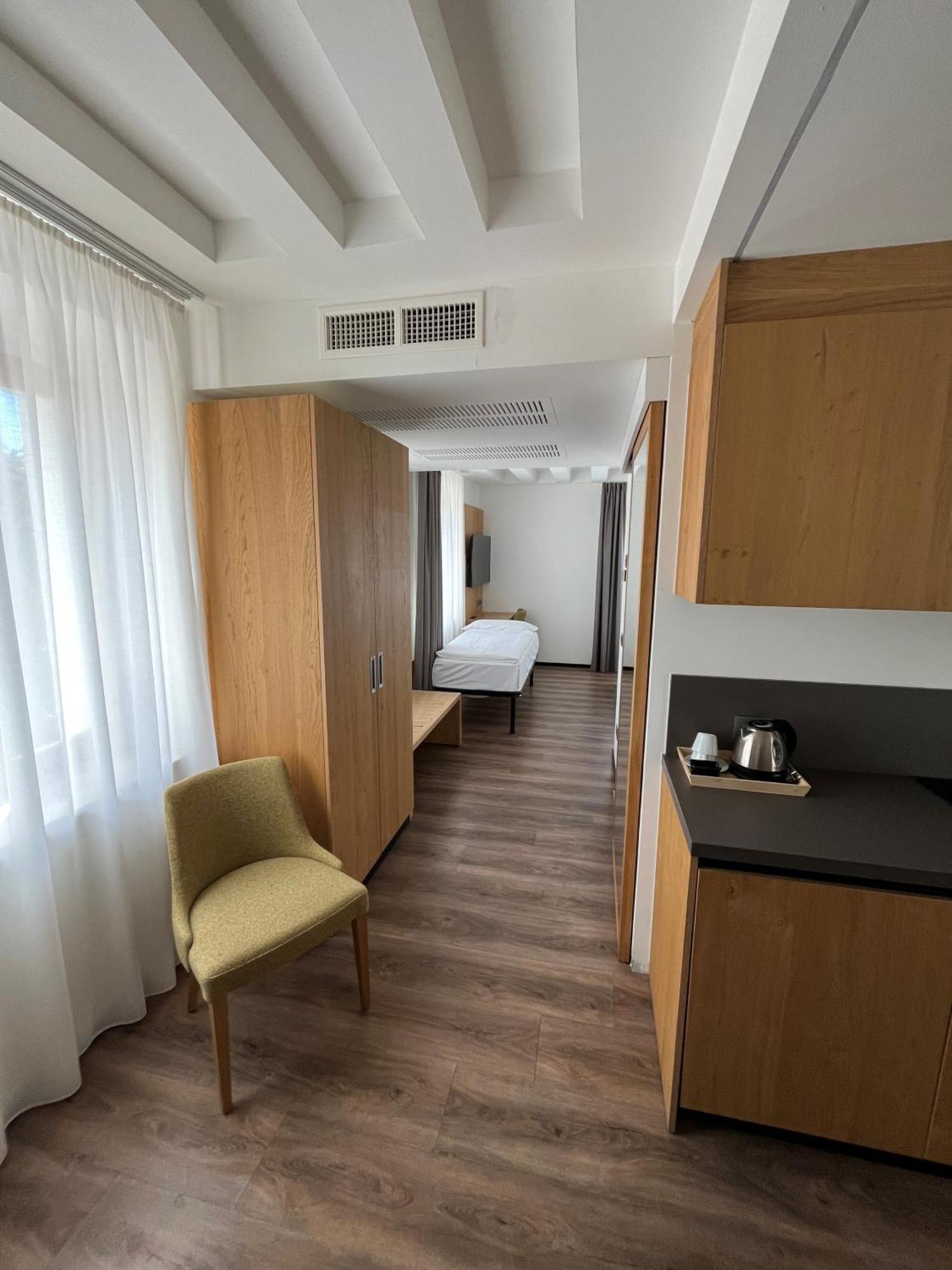 Hotel Belvedere Spiazzi Di Caprino 外观 照片